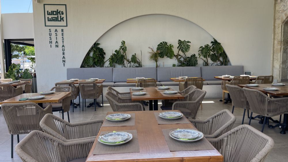 delicious-meals-await-at-wok-walk-in-peyia-cyprus